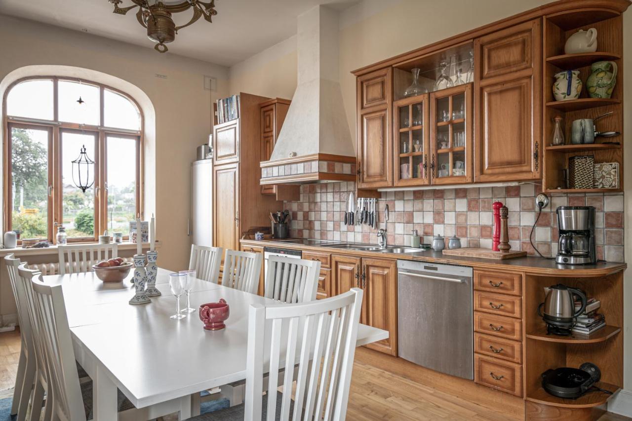 Vita Huset Pa Oesterlen Gärsnäs Exterior foto